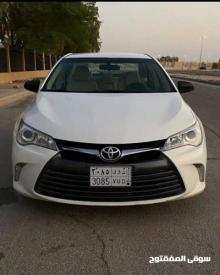 تويوتا كامري 2017 للبيع